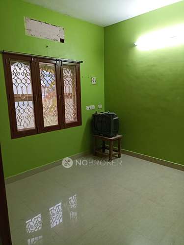 2 BHK Flat In Breeze For Sale  In  Korattur