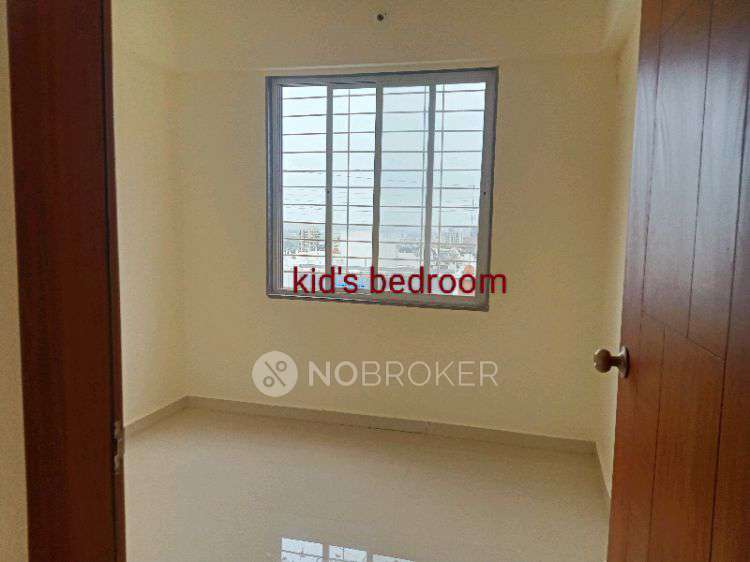 Shared Room for Female In 2 BHK  In Silver 9 In Moshi