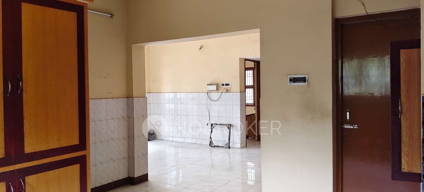 3 BHK Flat In Madhava For Sale  In Puzhuthivakkam