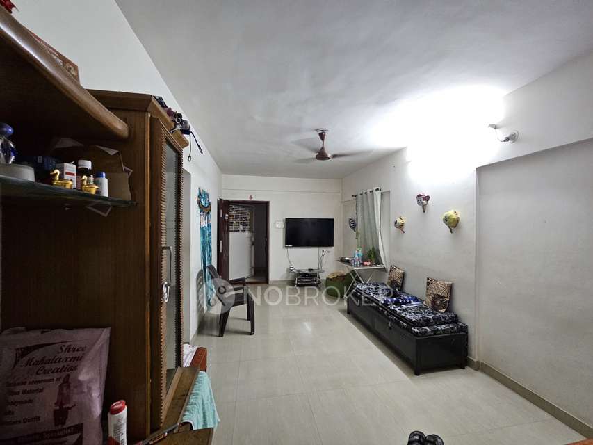 2 BHK Flat In Vasant Vihar Society For Sale  In Kothrud