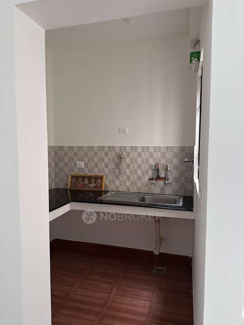 1 BHK Flat In Radiance Mercury For Sale  In Perumbakkam