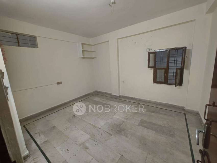 2 BHK Flat In Raghava Apartments, Madeenaguda for Rent  In  Madeenaguda