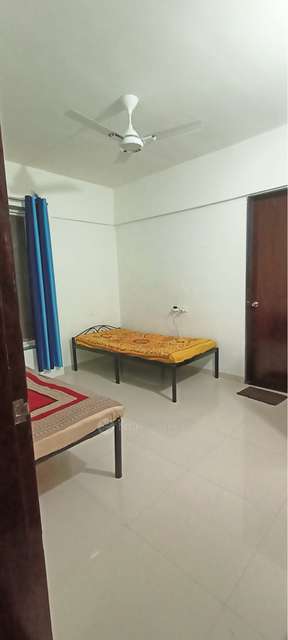 Shared Room for Female In 2 BHK  In Sk Krishna Kamal In Baner