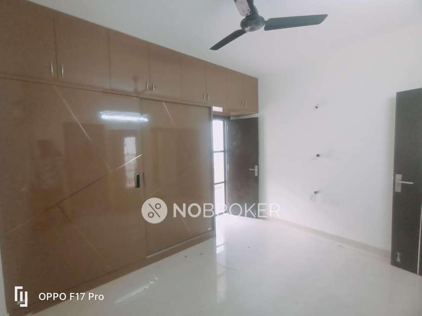 2 BHK Flat In Laxmi Emperia For Sale  In Miyapur