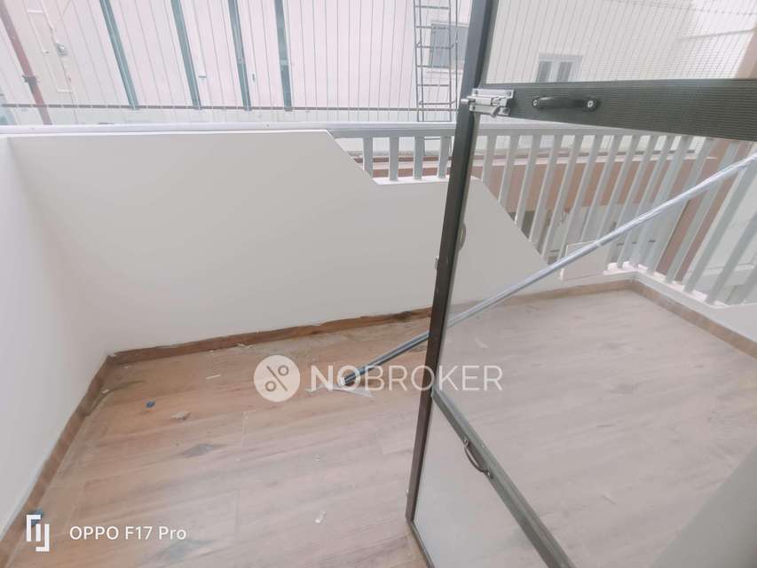 2 BHK Flat In Laxmi Emperia For Sale  In Miyapur