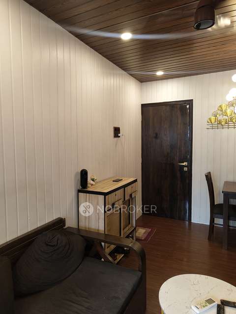 1 BHK Flat In Divya Smruthi For Sale  In Malad West