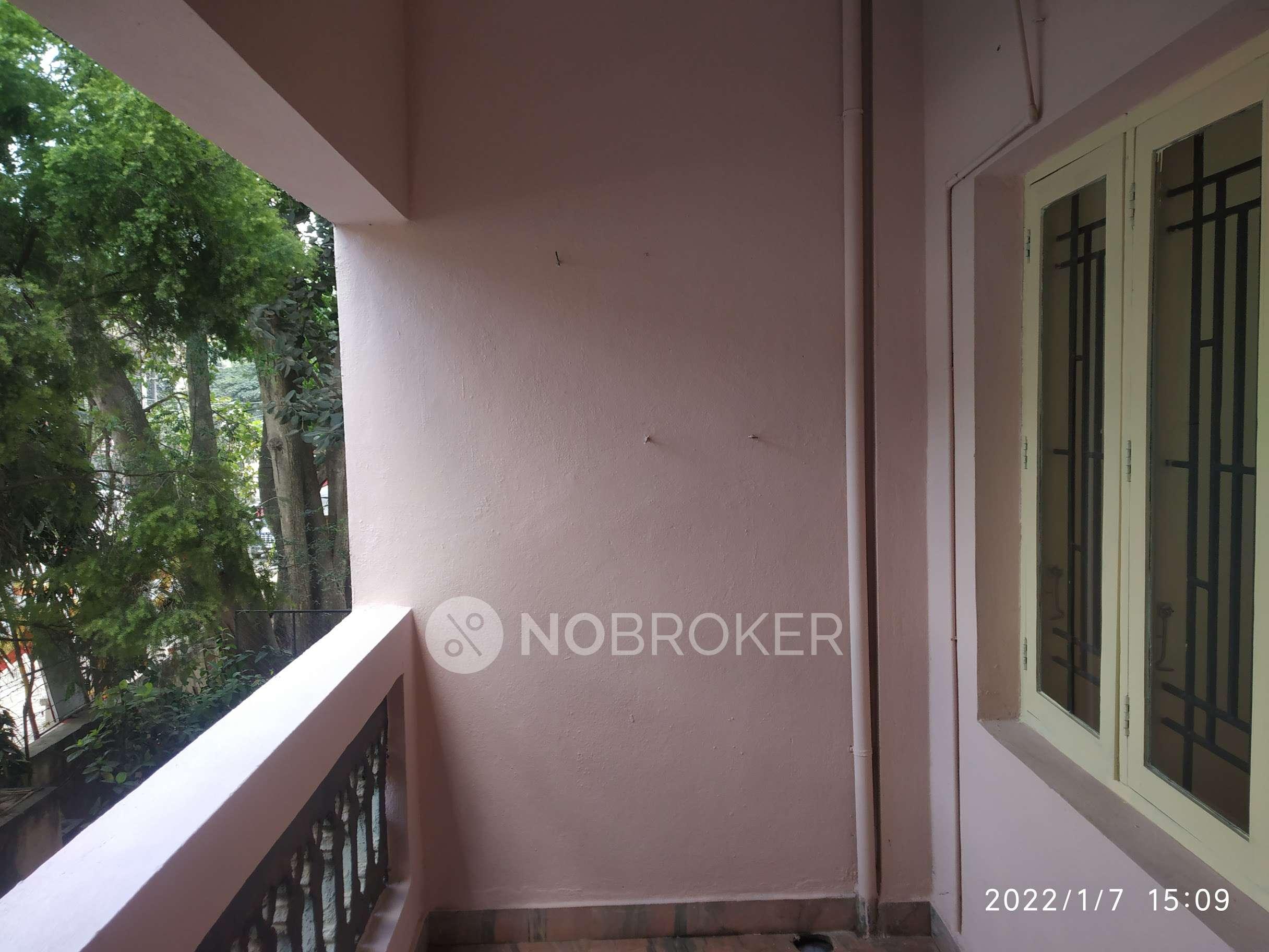 Agastya Guru Palatia Apartment