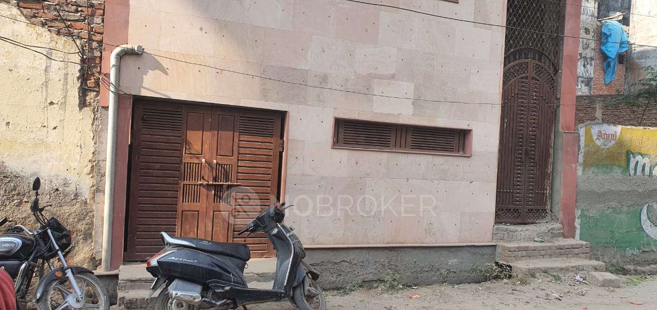 4+ BHK Flat For Sale In Gazipur Sabji Mandi