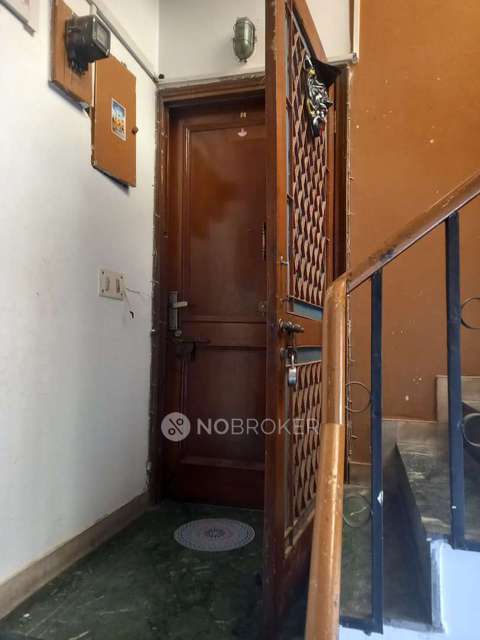 2 BHK Flat For Sale  In Hauz Khas