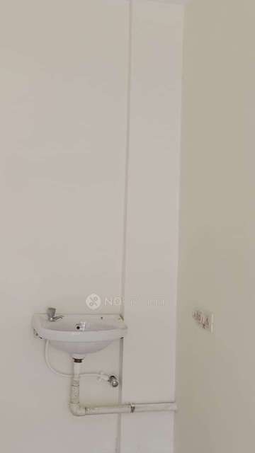 Shop in Hadapsar, Pune for Rent 