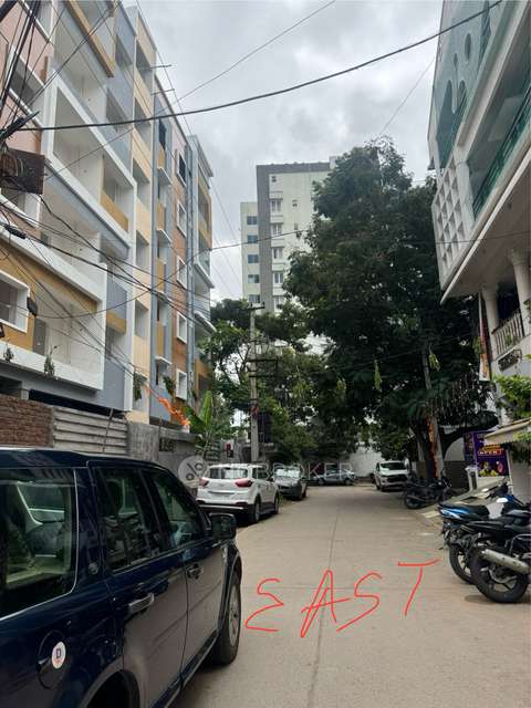 Plot For Sale  In Begumpet