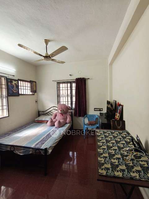 2 BHK Flat In Srivari Apartments For Sale  In 21a, Venkatesha Nagar 1st St Ext, Devraj Nagar, Annamalai Colony, Chennai, Tamil Nadu 600093, India