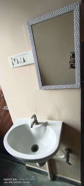 PG for Girls in Navalur