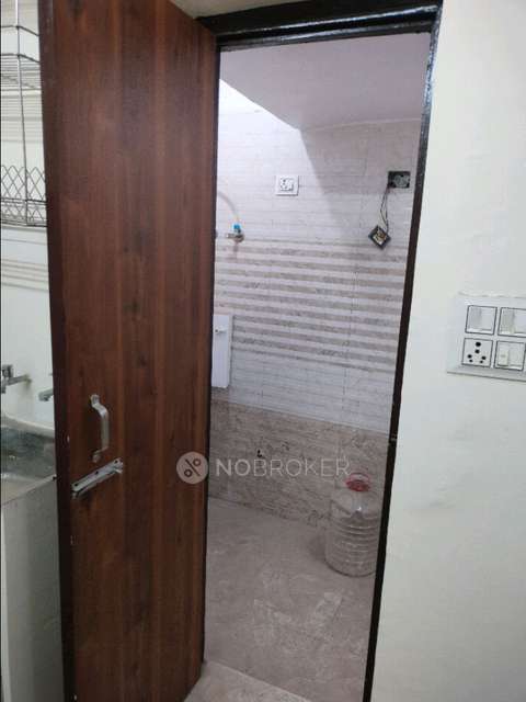 1 BHK Flat In Dda Janta Flats Shahpur Jat Near Siri Fort For Sale  In Shahpur Jat Dda, 152 A, 4th Floor, Jai Building New, Dda Park, Shahpur Jat, Siri Fort, New Delhi, Delhi 110049, India