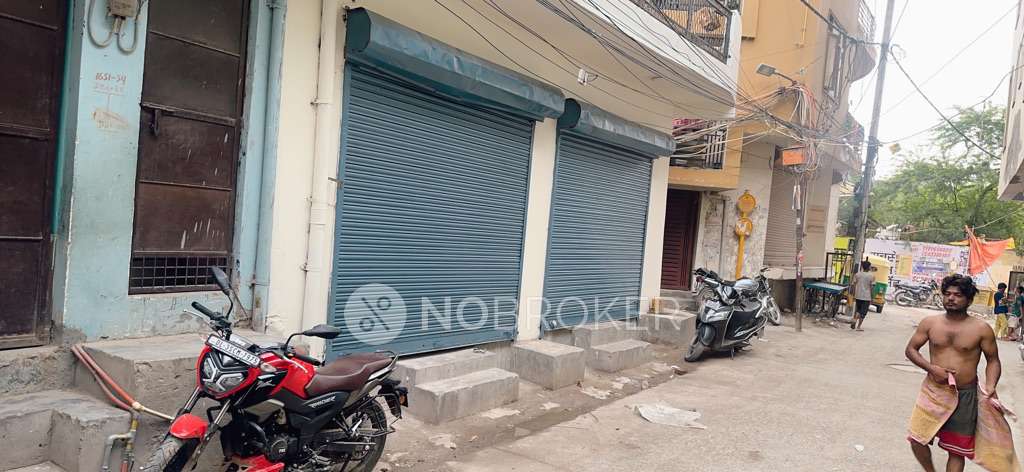 Shop in Chhattarpur, Delhi for Rent 