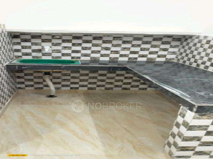 1 RK House for Rent  In Sec 41