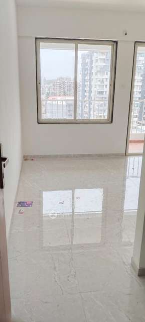 2 BHK Flat In Swastik Twin Tower for Rent  In Charholi Budruk