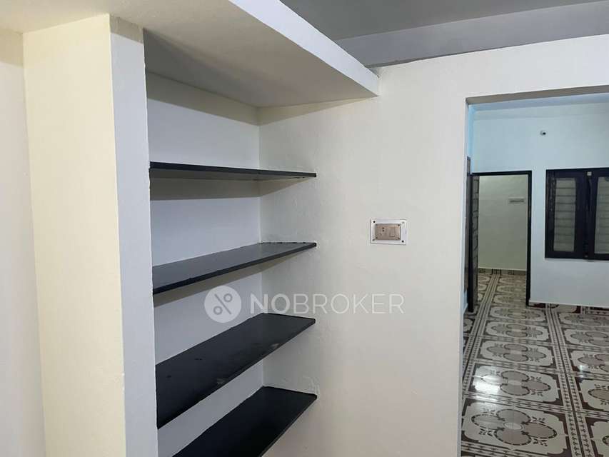 2 BHK Flat In Welcome Colony For Sale  In Anna Nagar West Extension