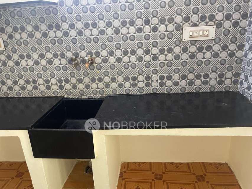 2 BHK Flat In Welcome Colony For Sale  In Anna Nagar West Extension