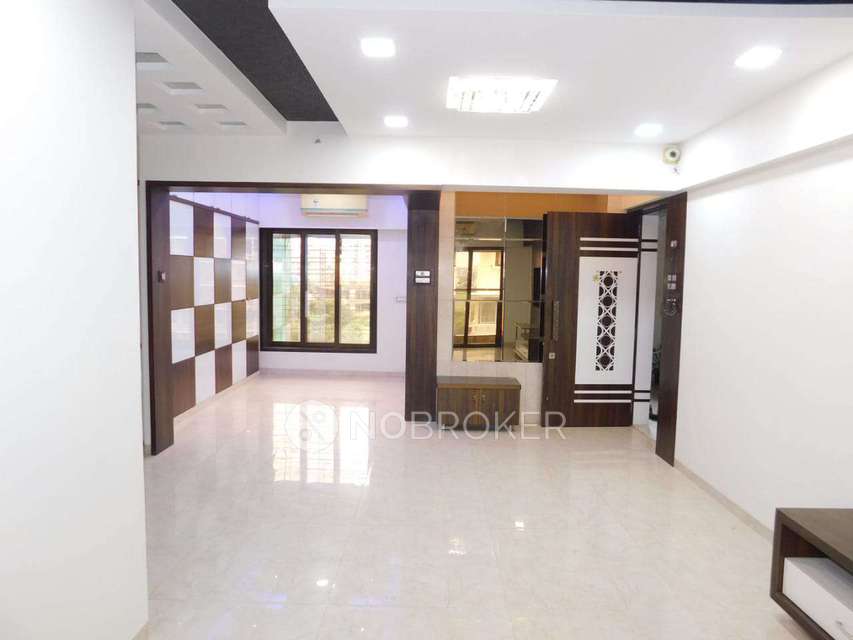 2 BHK Flat For Sale  In Vile Parle East