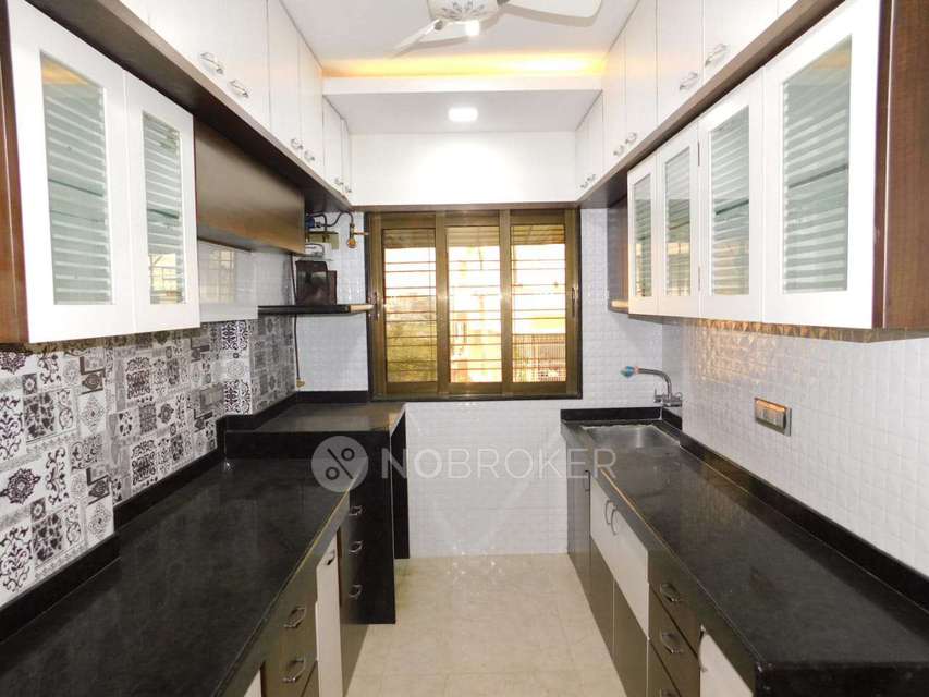 2 BHK Flat For Sale  In Vile Parle East