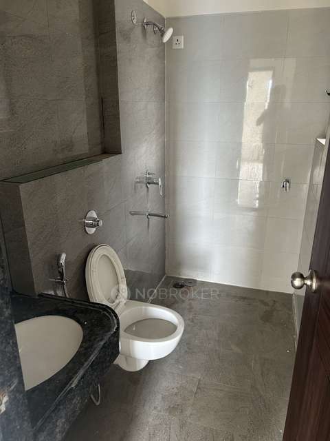 2 BHK Flat In Pyramid Parkland, Bhukum For Sale  In Bhukum
