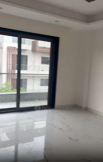 4+ BHK Flat In Ansal Versalia Sector 67a for Rent  In Sector 67a