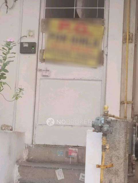 PG for Girls in South Moti Bagh