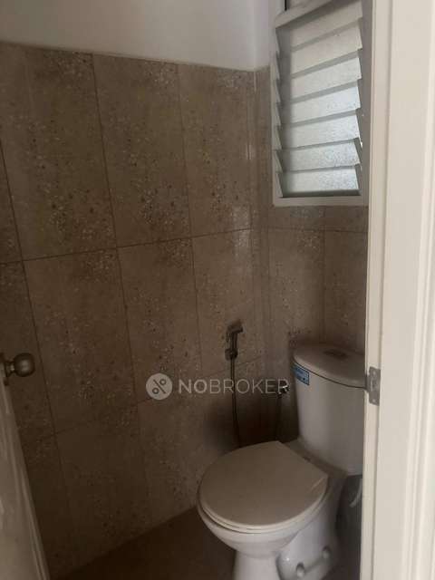 2 BHK Flat In Revolution One, Padur For Sale  In Padur