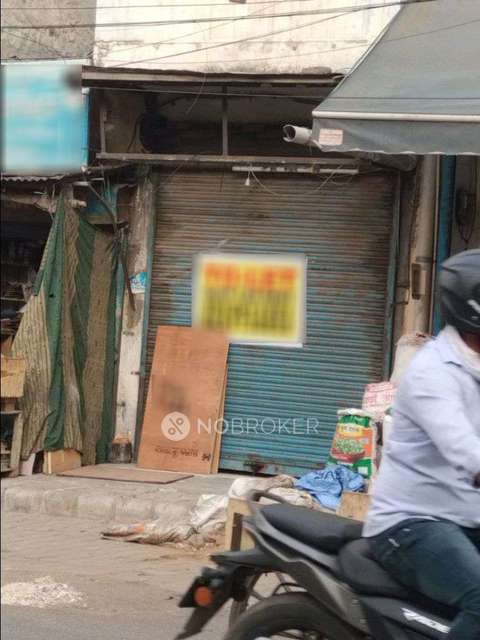 Shop in Sector 11, Gurgaon for sale 