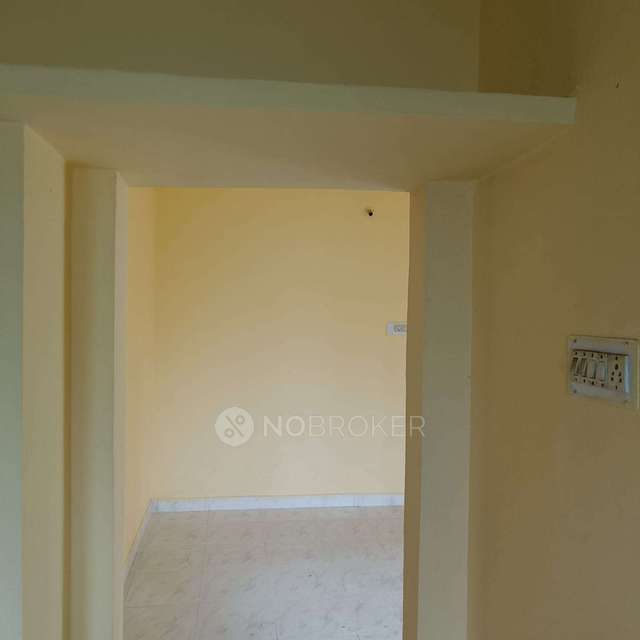 2 BHK Flat In Pragathi Appratment For Sale  In Old Alwal