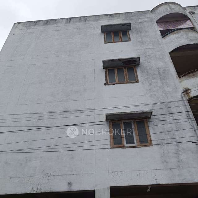 2 BHK Flat In Pragathi Appratment For Sale  In Old Alwal