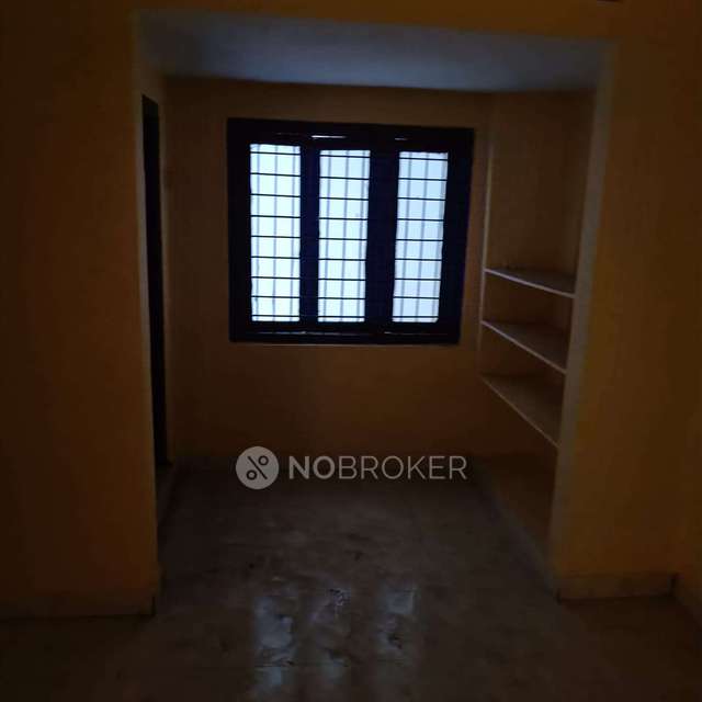2 BHK Flat In Pragathi Appratment For Sale  In Old Alwal