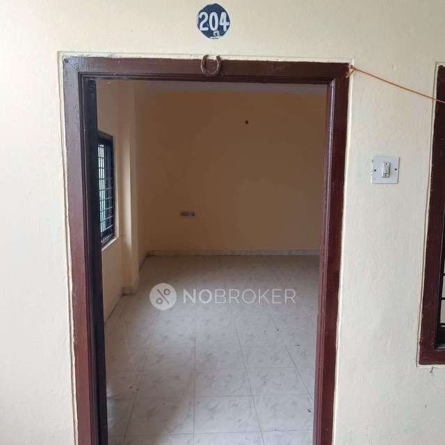 2 BHK Flat In Pragathi Appratment For Sale  In Old Alwal