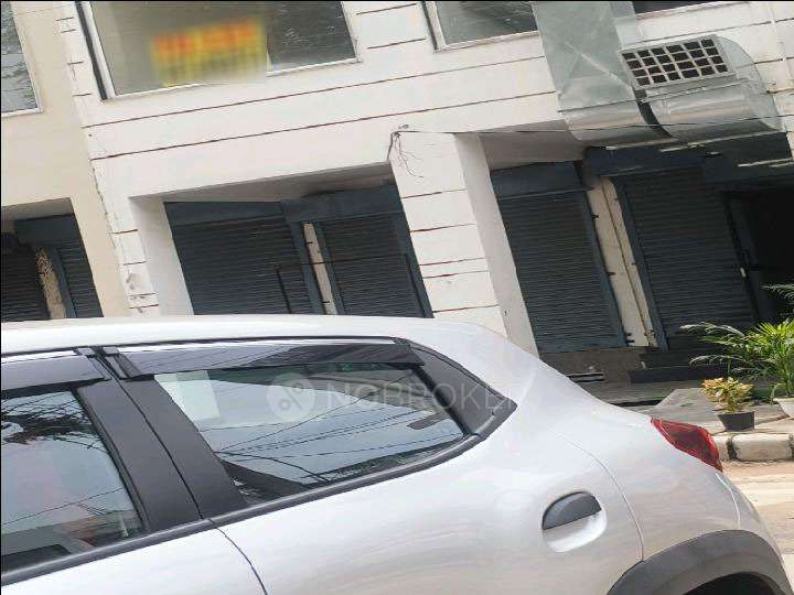 Shop in Sector 52, Gurgaon for Rent 