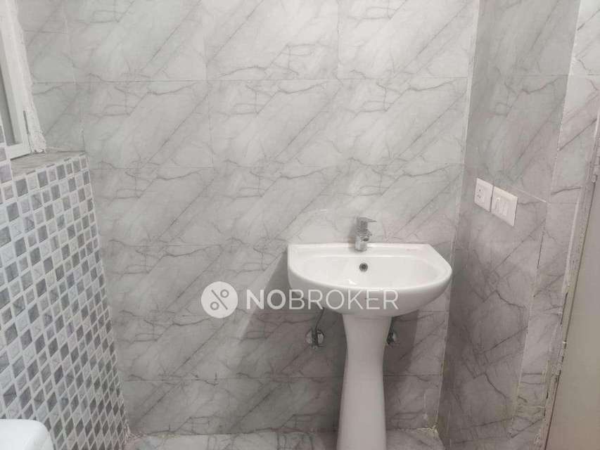 2 BHK Flat In Nirala Greenshire For Sale  In Patwari