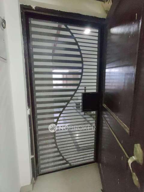 2 BHK Flat In Nirala Greenshire For Sale  In Patwari