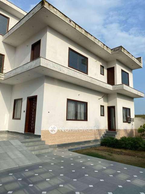 4+ BHK House for Rent  In Basantpur