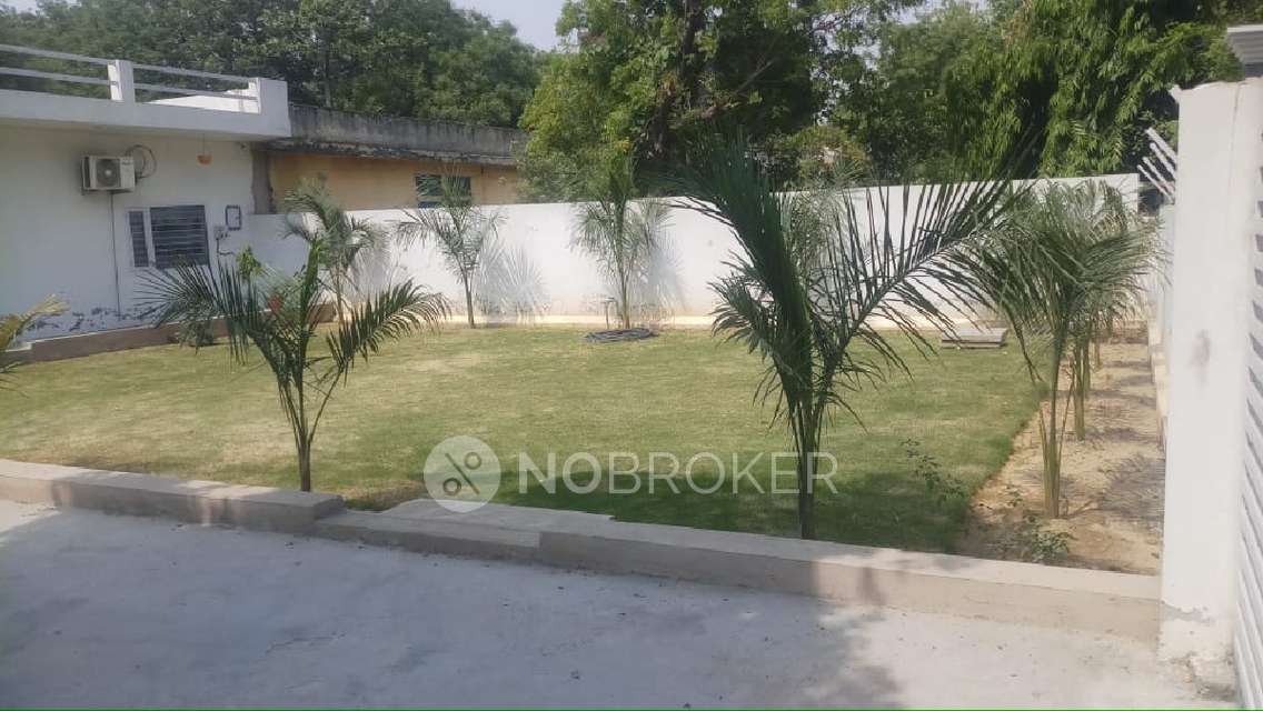 Office Space in Sigma 2, Greater Noida for Rent 