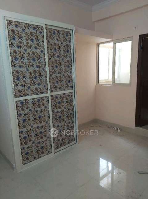 2 BHK Flat In Ap For Sale  In Osmanpura Road