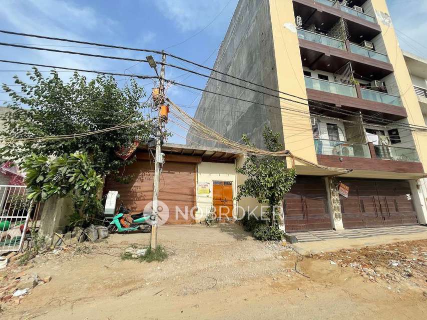 1 BHK Flat In Shiv Shankar Apartment For Sale  In Dwarka