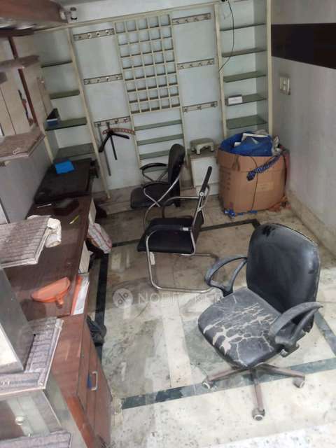 Shop in 9831/7, Multani Dhanda, Paharganj, New Delhi, Delhi 110055, India, Delhi for sale 