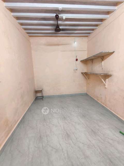 1 RK Villa In Aptechal for Rent  In Unit No 7 Shah & Nahar Industrial Premises Laxman Papan Marg, Off, Dr Elijah Moses Rd, Worli Naka, Upper Worli, Worli, Mumbai, Maharashtra 400018, India