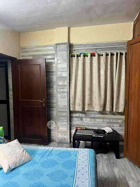 Shared Room for Female In 1 BHK  In Shamik Rajgruhi Jain Chs In Andheri East