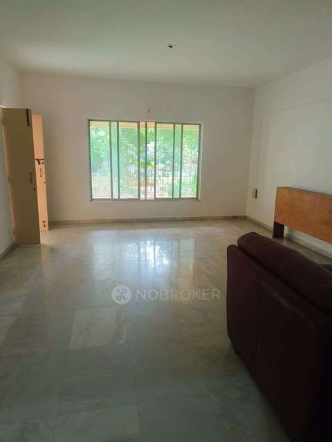 3 BHK Flat In Chaitrangan Chs For Sale  In Law College Ground