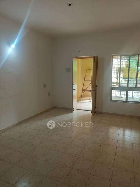 3 BHK Flat In Chaitrangan Chs For Sale  In Law College Ground