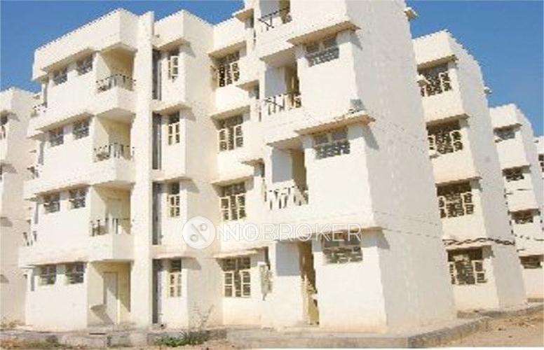 1 BHK Flat In Madhuban Bapudham For Sale  In  Sadarpur