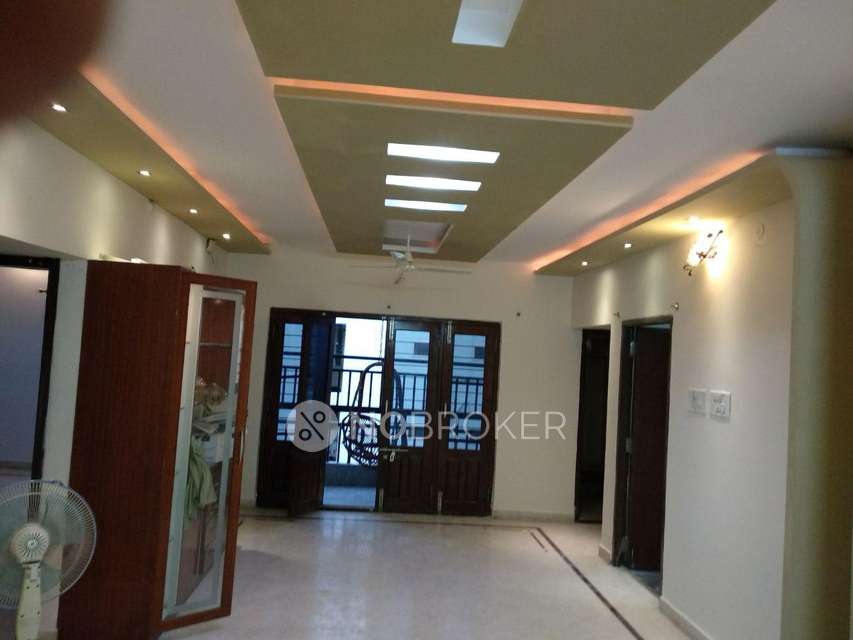 2 BHK Flat In United Belvedere For Sale  In Hafeezpet