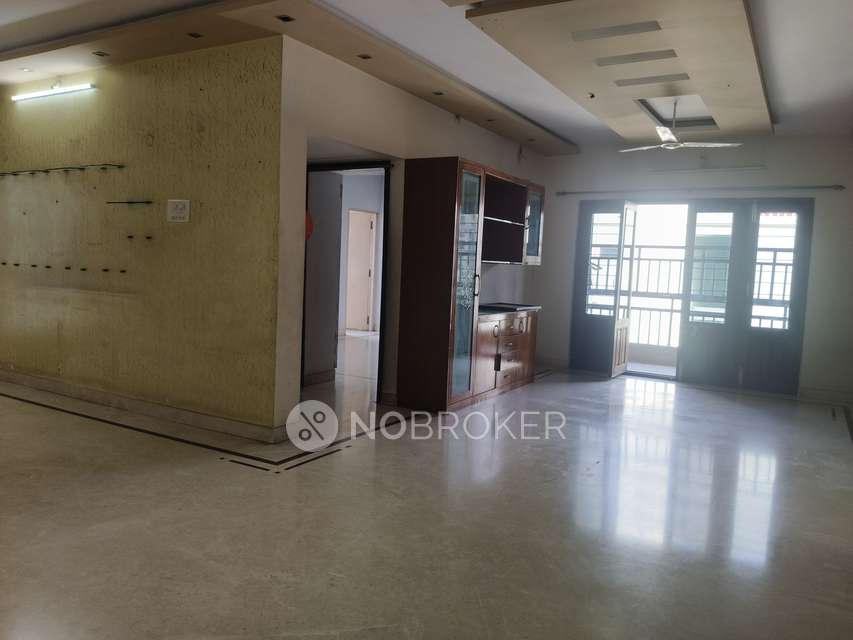2 BHK Flat In United Belvedere For Sale  In Hafeezpet