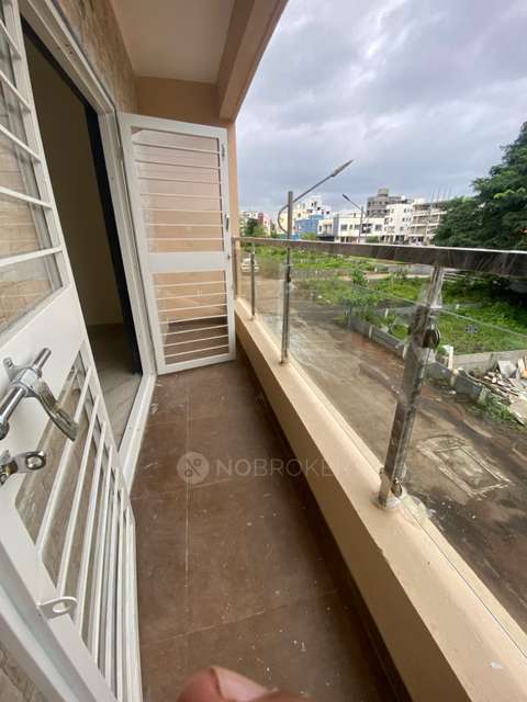 1 RK Flat In Rising Spaces 24k Solitaire Assets for Rent  In Thakar Nagar